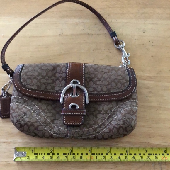 Like-new Coach Wristlet - Picture 2 of 8